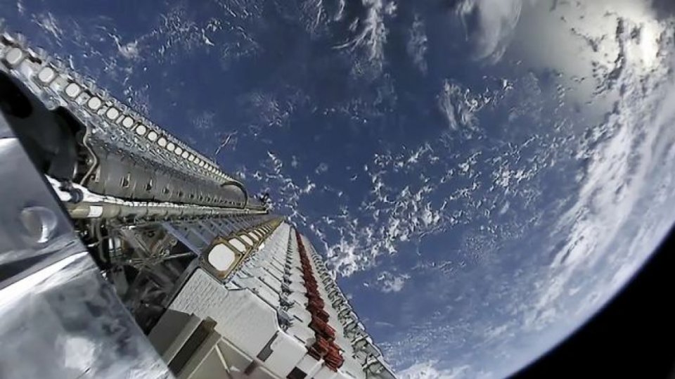 spacex-starlink-foto spce com